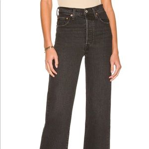 Levi's Rib Cage Jeans